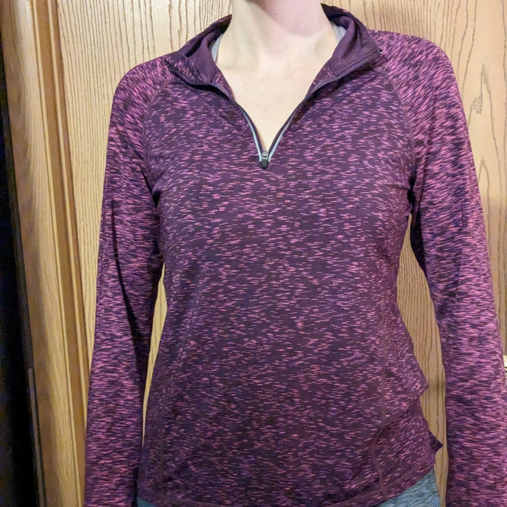 Pullover Athletic Top